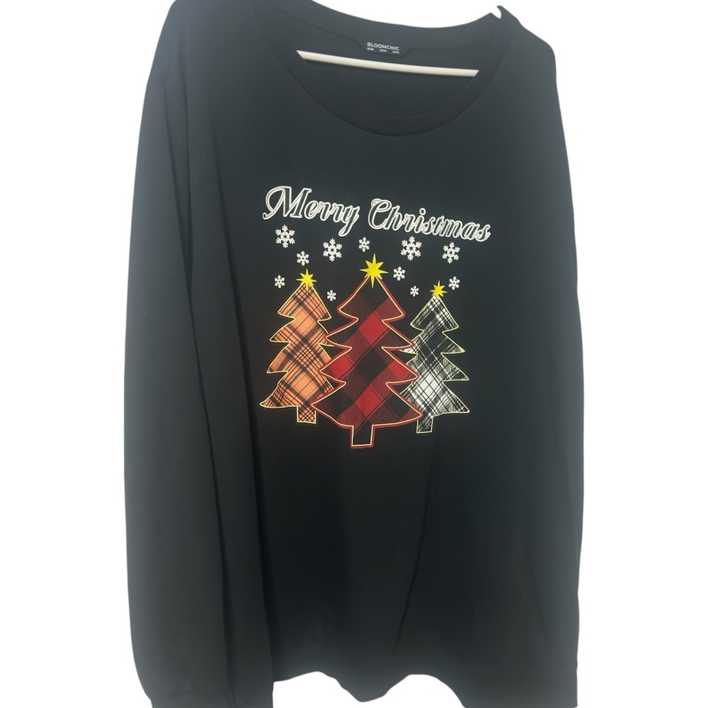 BloomChic Merry Christmas Plaid Trees Long Sleeve Top Size 28